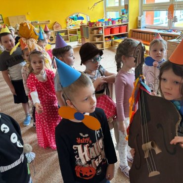 Jak zval Motýlek děti na masopust!