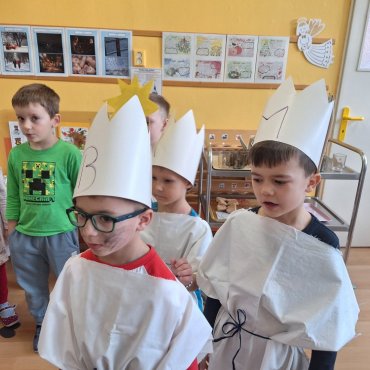 My tři králové jdeme k vám...